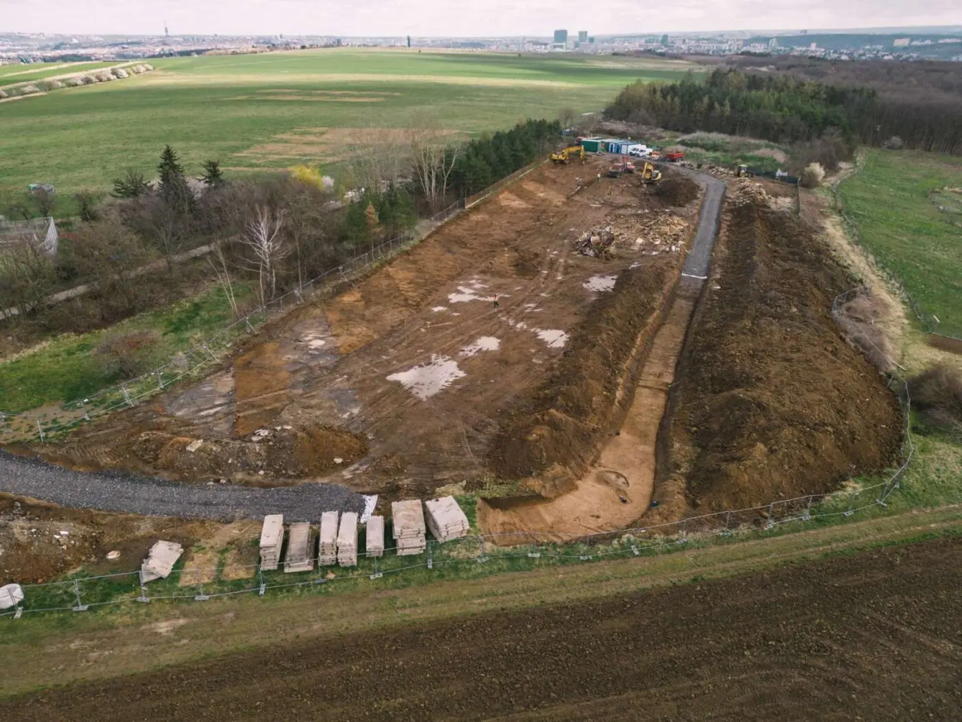 03/2023: Začátky stavby